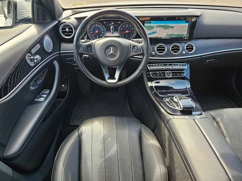 Used 2017 Mercedes-Benz E 300 image 18