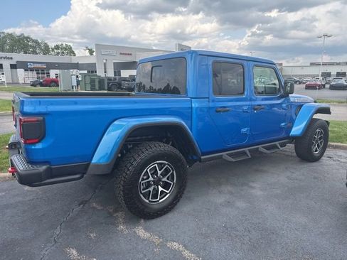 Used 2026 Jeep Gladiator Rubicon AWD/4WD image 5
