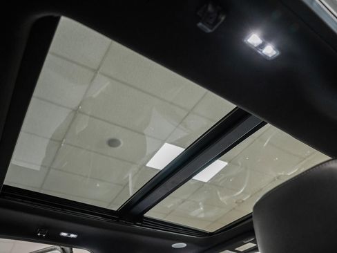 Certified 2023 Ford F150 Lariat w/ Equipment Group 502A High image 39