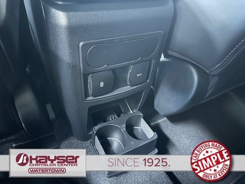Used 2023 Ford Explorer XLT w/ Equipment Group 202A AWD/4WD image 41