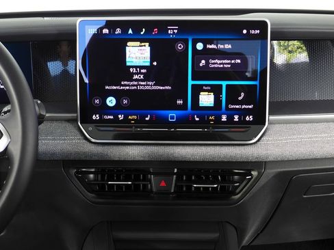 Used 2025 Volkswagen Tiguan S FWD image 25