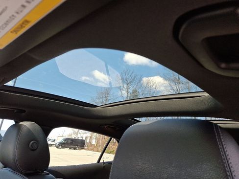 Used 2018 Mercedes-Benz GLA 250 image 14