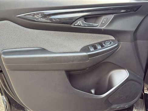 Used 2025 Chevrolet TrailBlazer LT image 16