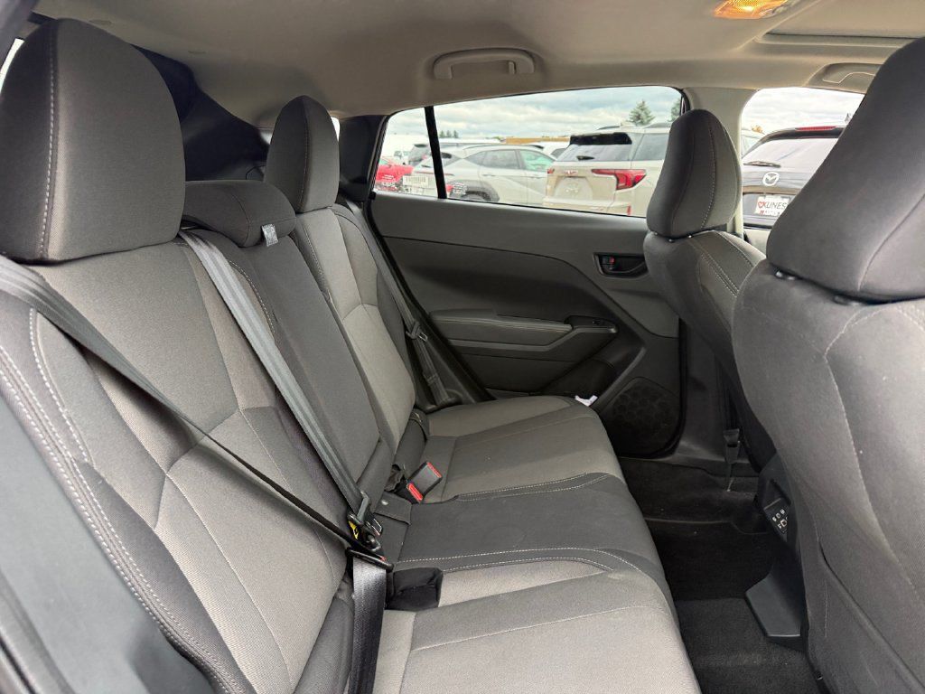 Used 2025 Subaru Crosstrek 2.5i Premium AWD/4WD image 37