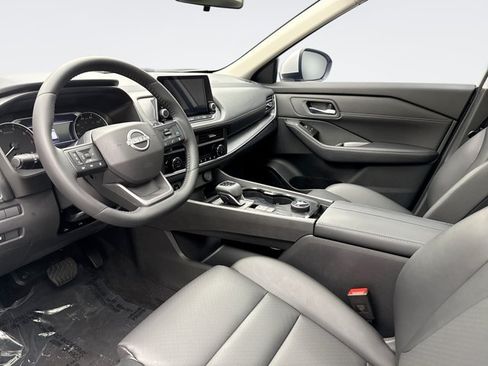 Used 2026 Nissan Rogue SV w/ SV Premium Package AWD/4WD image 10