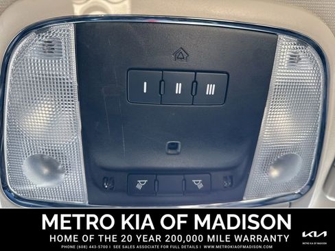 Used 2022 Chrysler 300 Touring L w/ Comfort Group image 26