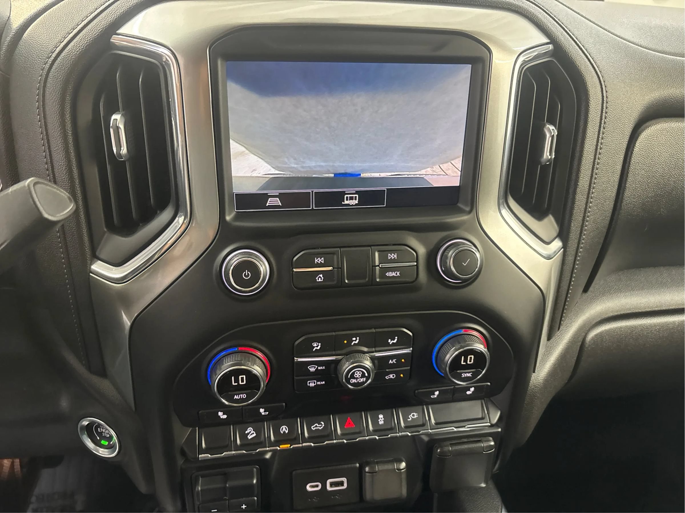 Used 2021 Chevrolet Silverado 1500 RST AWD/4WD image 34