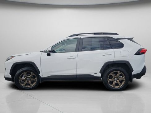 Used 2023 Toyota RAV4 AWD Hybrid image 19