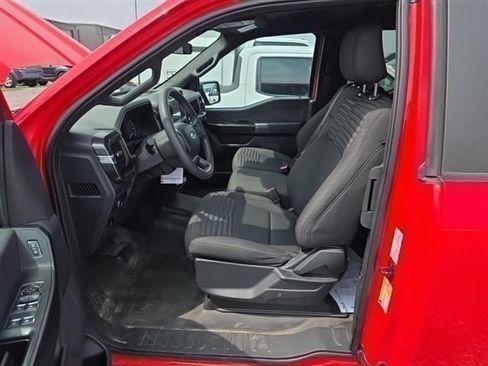 Used 2023 Ford F150 XL w/ STX Appearance Package RWD image 3