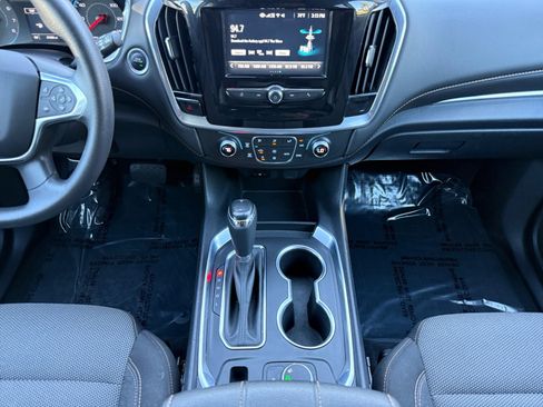 Used 2019 Chevrolet Traverse LS image 11