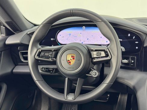 Used 2025 Porsche Taycan 4S w/ Premium Package image 21
