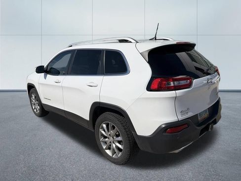 Used 2018 Jeep Cherokee Limited w/ Trailer Tow Group AWD/4WD image 6