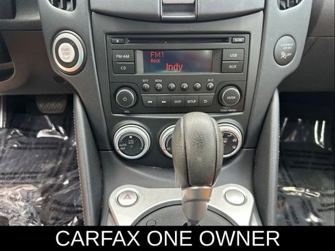Used 2016 Nissan 370Z Coupe RWD image 22