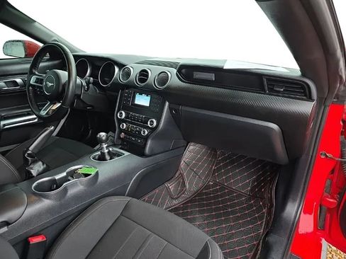 Used 2021 Ford Mustang Coupe RWD image 18