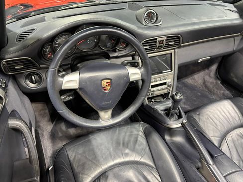 Used 2005 Porsche 911 Carrera RWD image 18