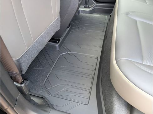 New 2026 Chevrolet Trax ACTIV w/ Sunroof Package FWD image 28
