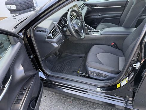 Used 2024 Toyota Camry LE FWD image 10