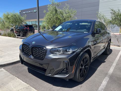 Used 2023 BMW X4 xDrive30i w/ M Sport Package image 2