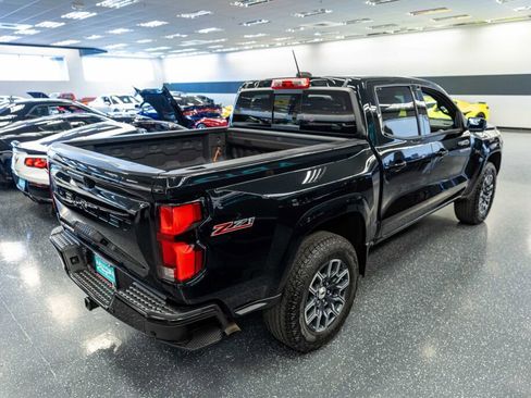 Used 2024 Chevrolet Colorado Z71 w/ Z71 Convenience Package 2 image 6