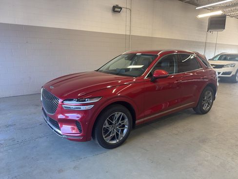 Used 2022 Genesis GV70 2.5T w/ Advanced Package AWD/4WD image 3