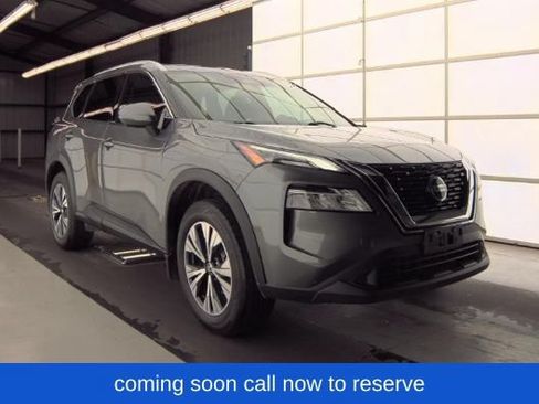 Used 2021 Nissan Rogue SV w/ Premium Package FWD image 1