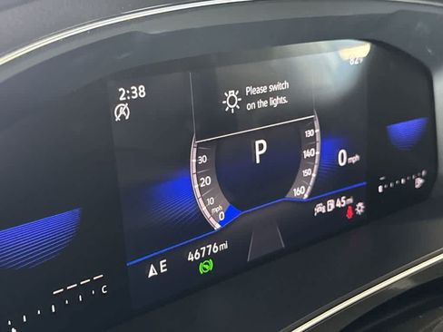 Certified 2023 Volkswagen Tiguan SE FWD image 16