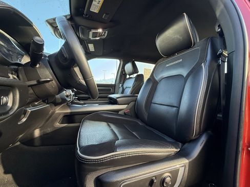 Used 2024 RAM 1500 Laramie image 10