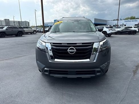 Used 2023 Nissan Pathfinder SV AWD/4WD image 8