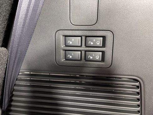 New 2026 Nissan Armada SL w/ Captain's Chari Seat Package RWD image 51