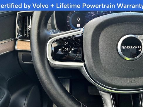 Certified 2025 Volvo XC90 B6 Plus image 25