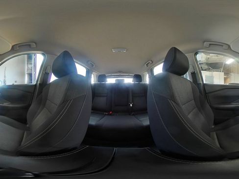 Used 2025 Nissan Rogue SV FWD image 44