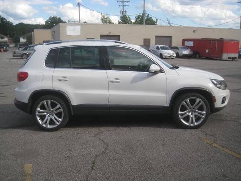 Used 2013 Volkswagen Tiguan S AWD/4WD image 4