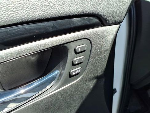 Used 2022 Honda Pilot Touring image 8