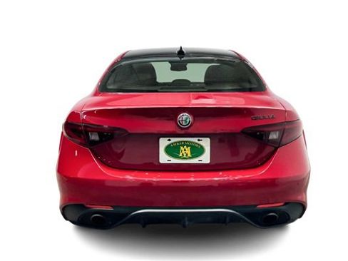 Used 2019 Alfa Romeo Giulia w/ Quick Order Package 22K Sport image 3