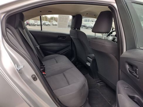 Used 2024 Toyota Corolla LE FWD image 8