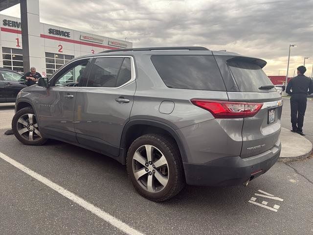 Used 2019 Chevrolet Traverse LT AWD/4WD image 3
