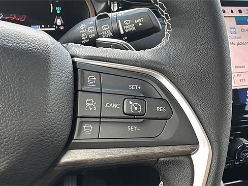 New 2024 Jeep Grand Cherokee Limited 4xe w/ Luxury Tech Group II image 28