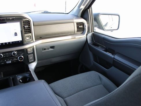 Used 2024 Ford F150 XLT w/ Mobile Office Package image 34