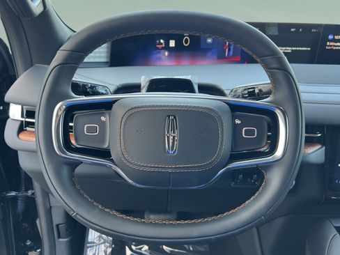 New 2027 Lincoln Navigator Black Label AWD/4WD image 11