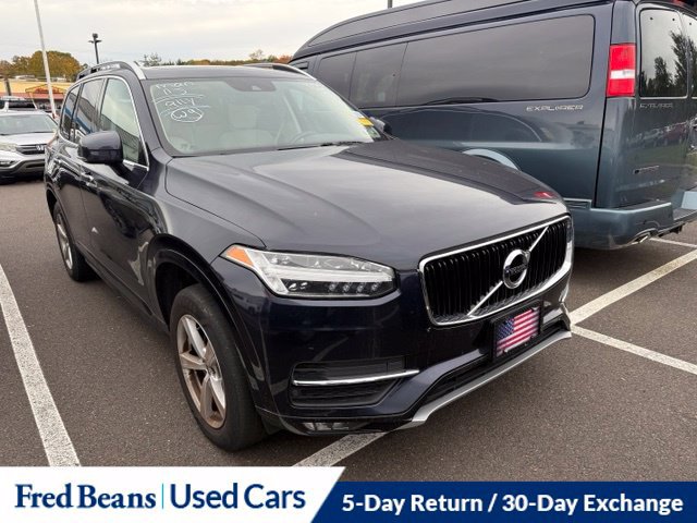 Used 2019 Volvo XC90 T5 Momentum w/ Protection Package Premier AWD/4WD image 1