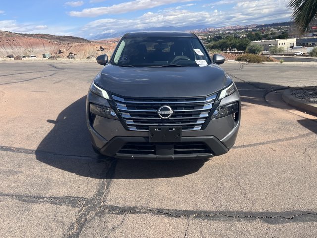 Used 2024 Nissan Rogue SV AWD/4WD image 8