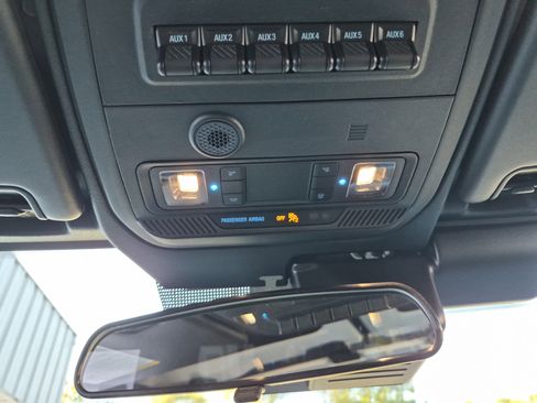 New 2025 Ford Bronco Heritage Edition image 40