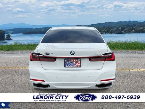 Used 2020 BMW 750i xDrive w/ Cold Weather Package AWD/4WD image 4