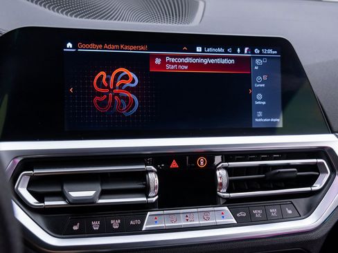 Used 2021 BMW M440i Convertible w/ Premium Package image 20