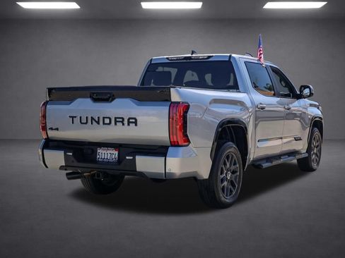 Used 2024 Toyota Tundra Platinum AWD/4WD image 4