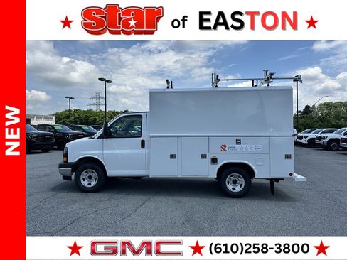 New 2025 GMC Savana 3500 w/ Power Convenience Package image 5