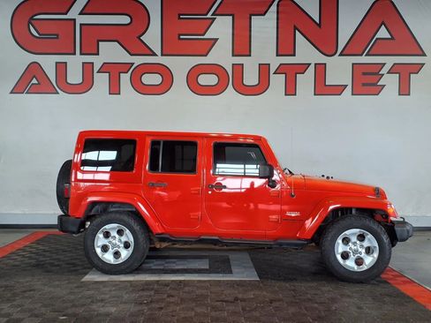 Used 2013 Jeep Wrangler Unlimited Sahara image 1