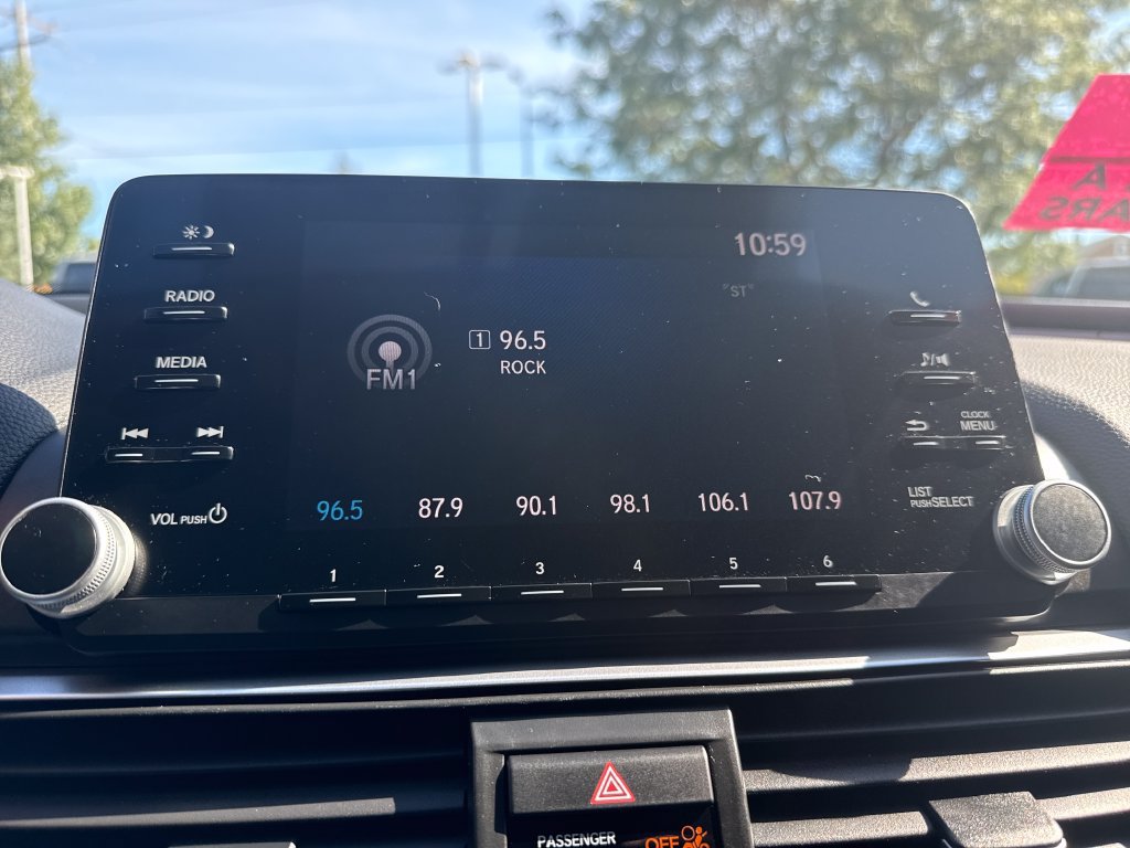 Used 2018 Honda Accord LX image 33