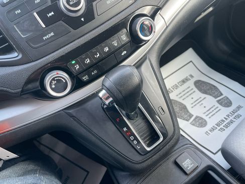 Used 2015 Honda CR-V LX image 20