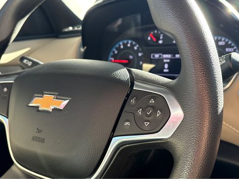 Used 2023 Chevrolet Traverse LS w/ Safety Package image 15